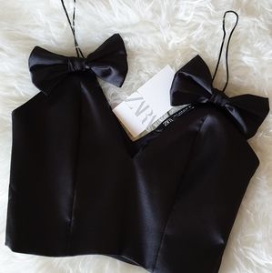 Last 1 in stock! 🔥 ZARA Satin effect top with bow